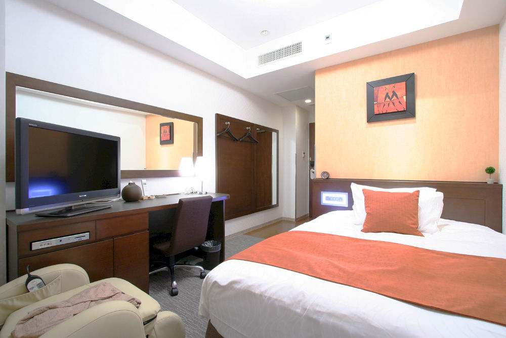 Hotel Coco Grand Kitasenju Tokyo Bagian luar foto