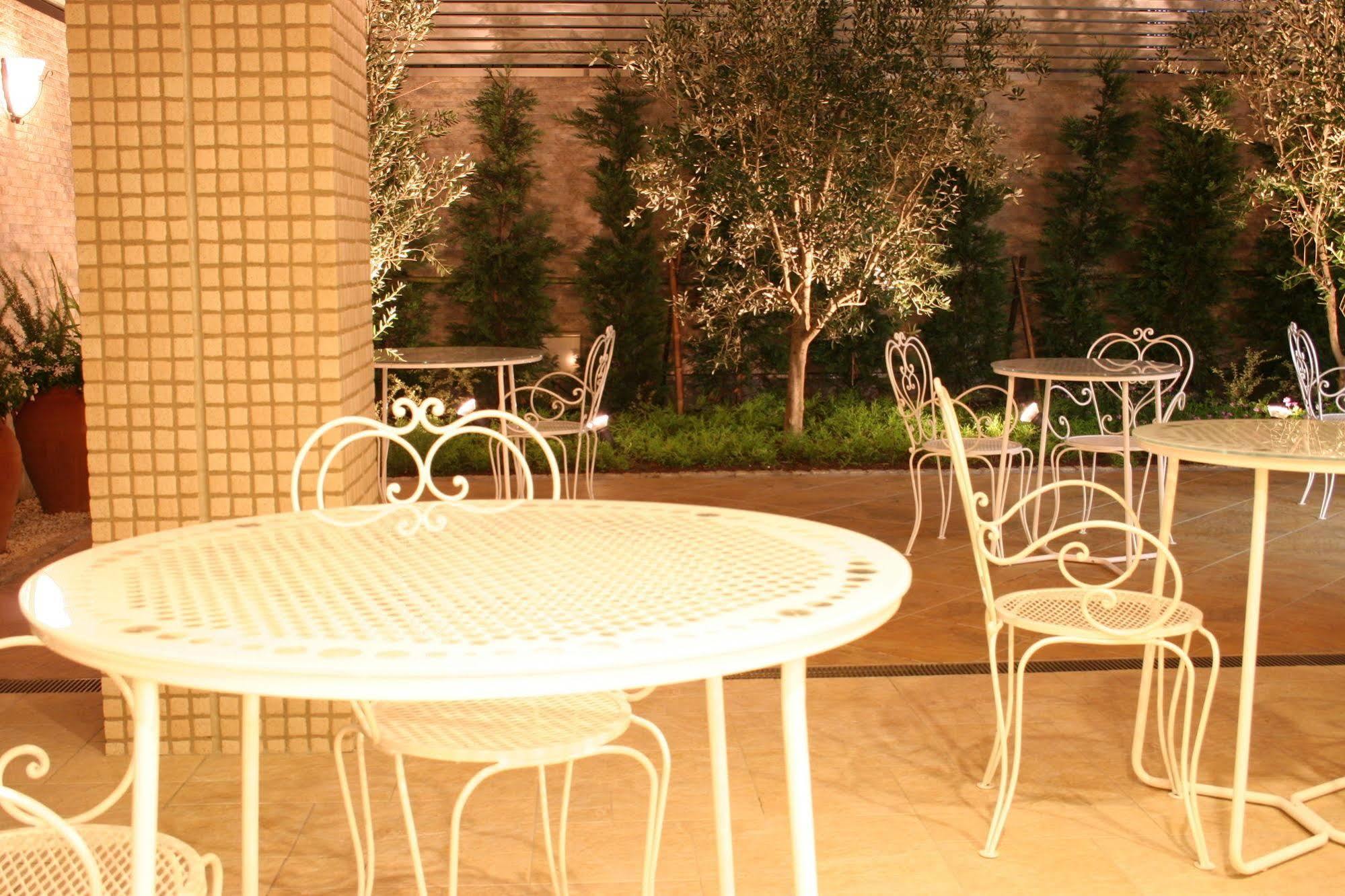 Hotel Coco Grand Kitasenju Tokyo Bagian luar foto